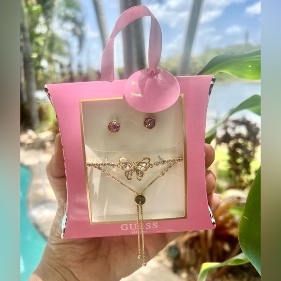 GUESS Gold-Tone Pink Crystal Butterfly 🦋 Slider Bracelet & Stud Earrings Set - Picture 6 of 12
